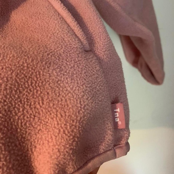 Lilac Aritzia Sweatshirt - Picture 2 of 3